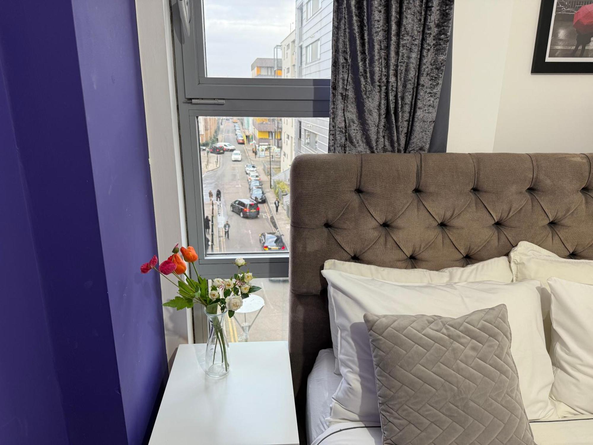 London Luxury Holiday Home B Room photo